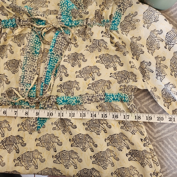 Tolani Raw Silk Elephant Blouse- Sz XL - Picture 11 of 11